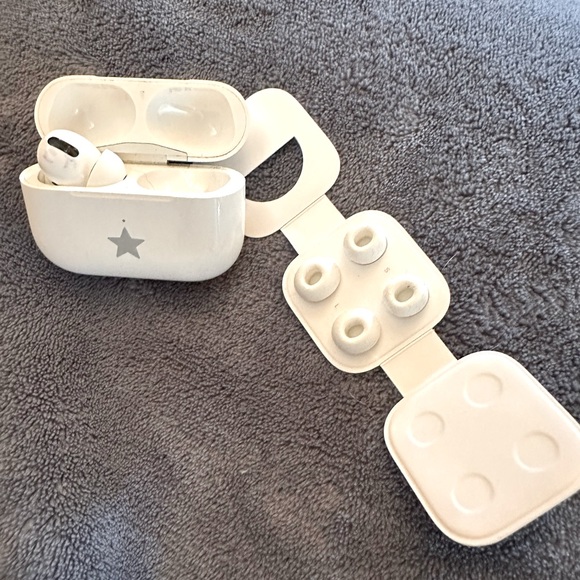 Apple Other - Airpod Pro (1st Gen) with Wireless Charger Left only